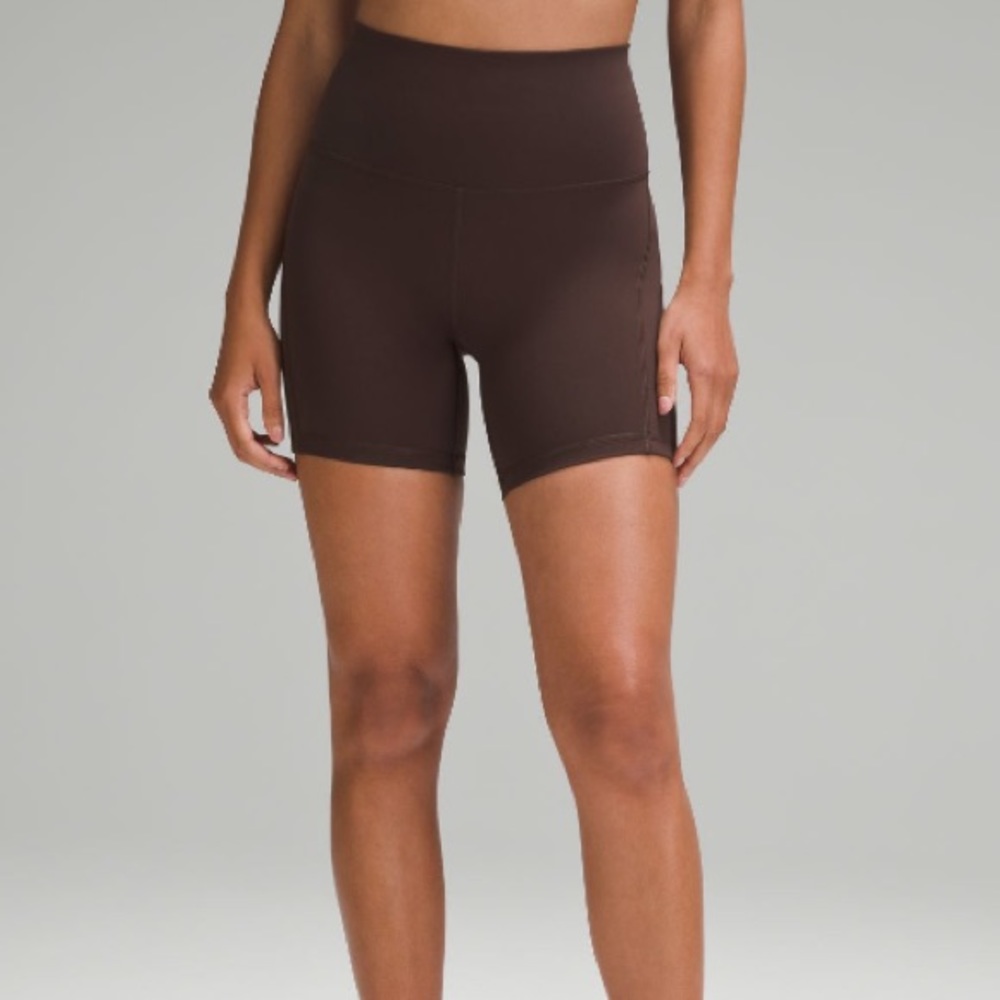 Lululemon Wunder Train High-Rise Short with Pockets 6”
